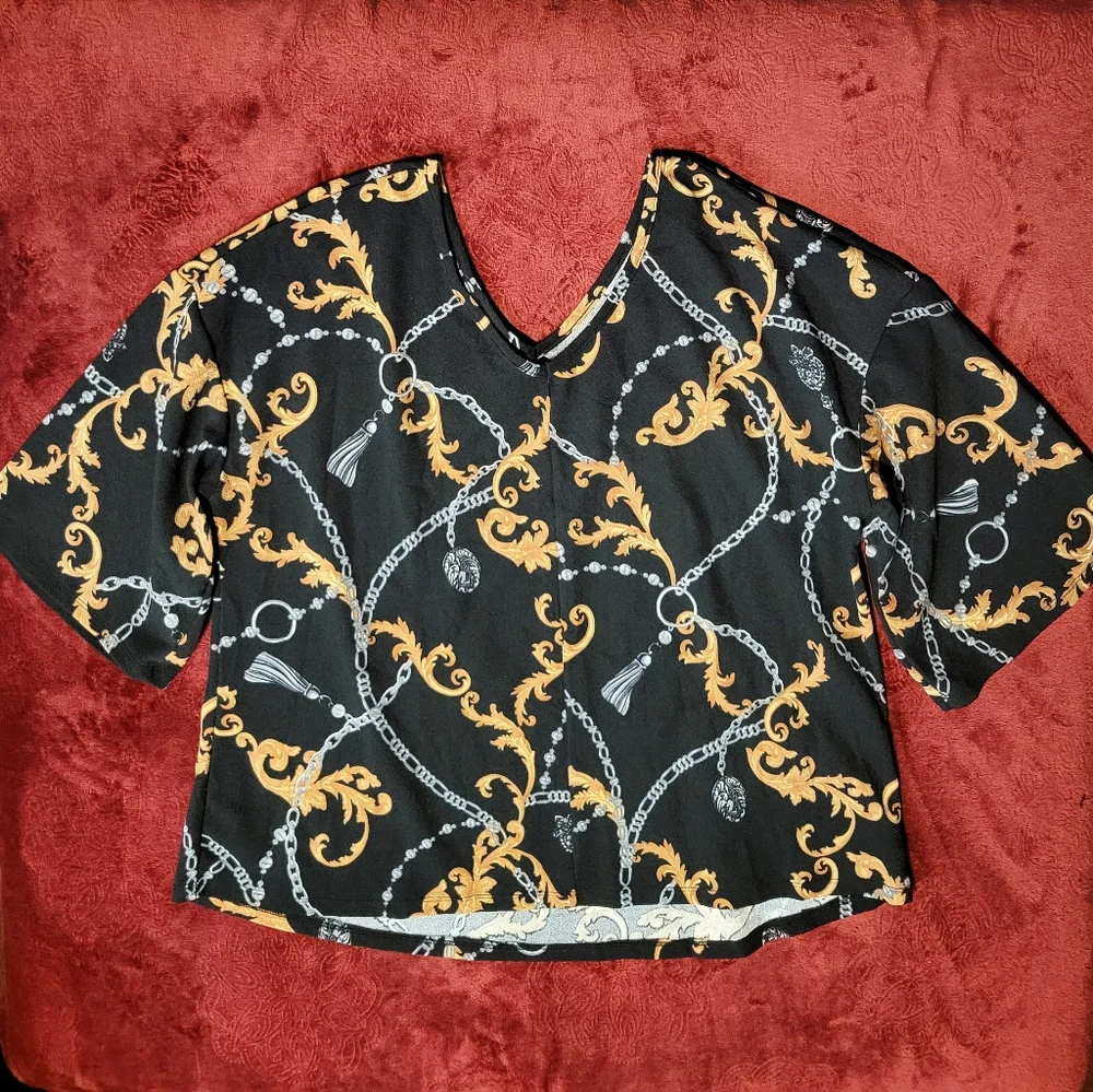 NWOT WOMENS GODDESS TOP BLACK AND GOLD PRINT PLUS SIZE 1X - Picture 3 of 5